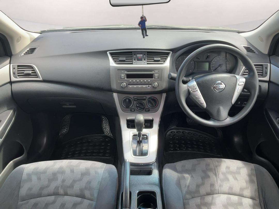 Photo '17' of Nissan Pulsar