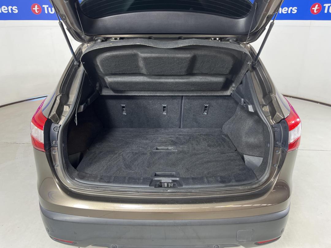 Photo '14' of Nissan Qashqai