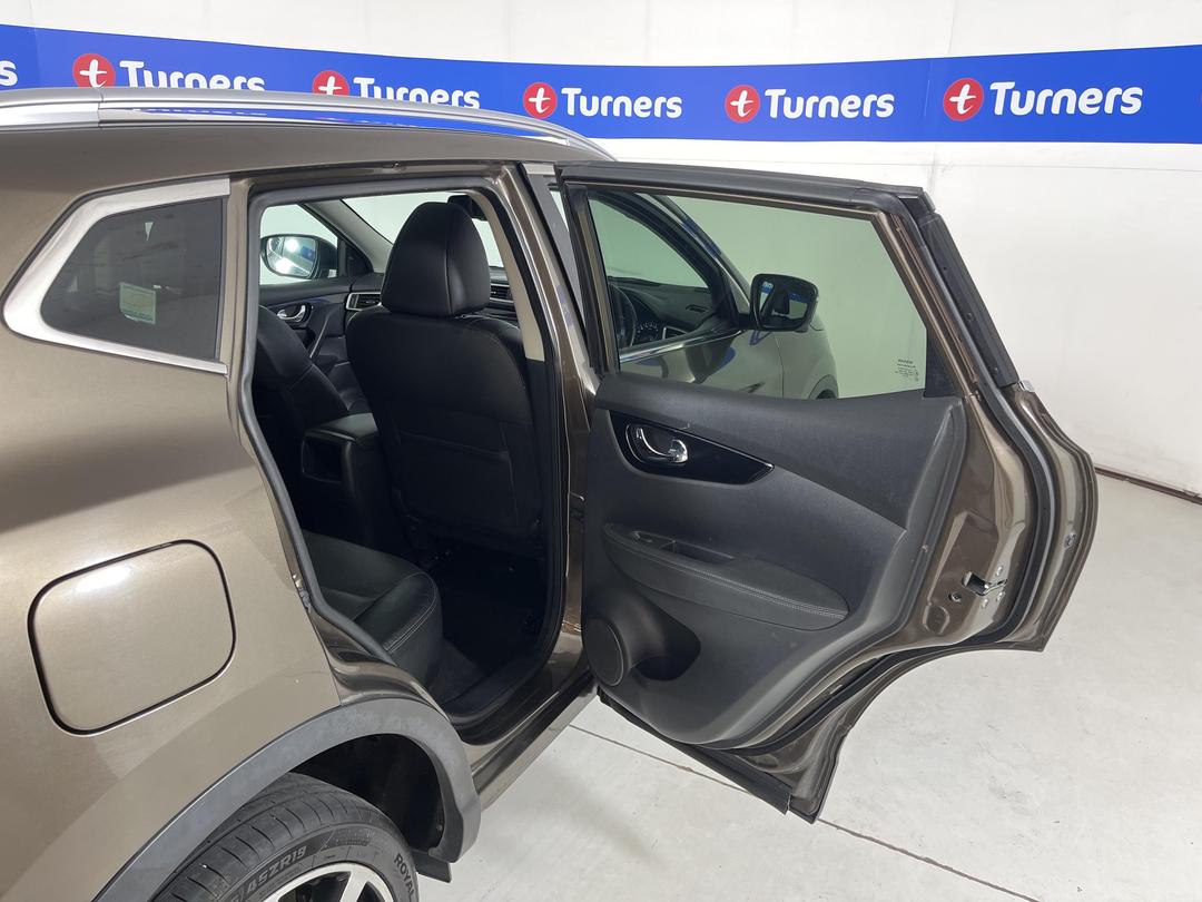 Photo '19' of Nissan Qashqai