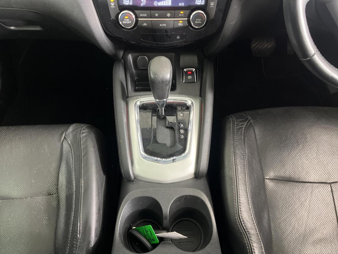 Photo '23' of Nissan Qashqai