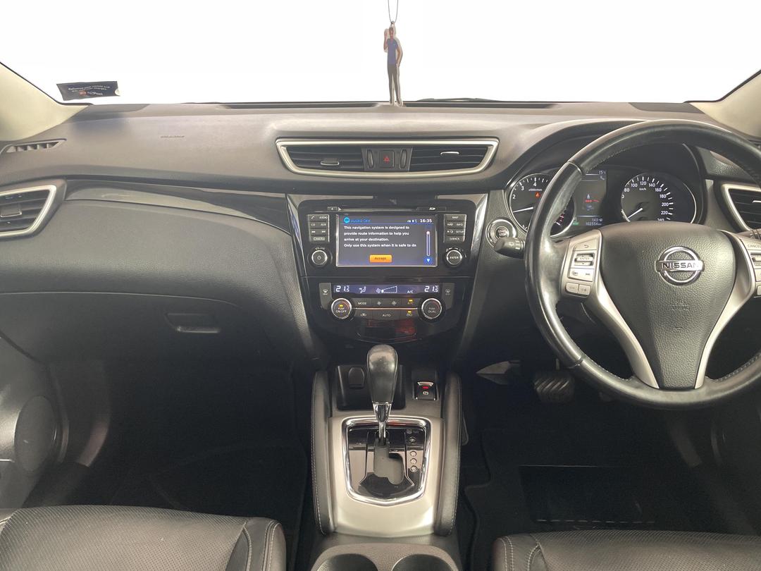 Photo '18' of Nissan Qashqai