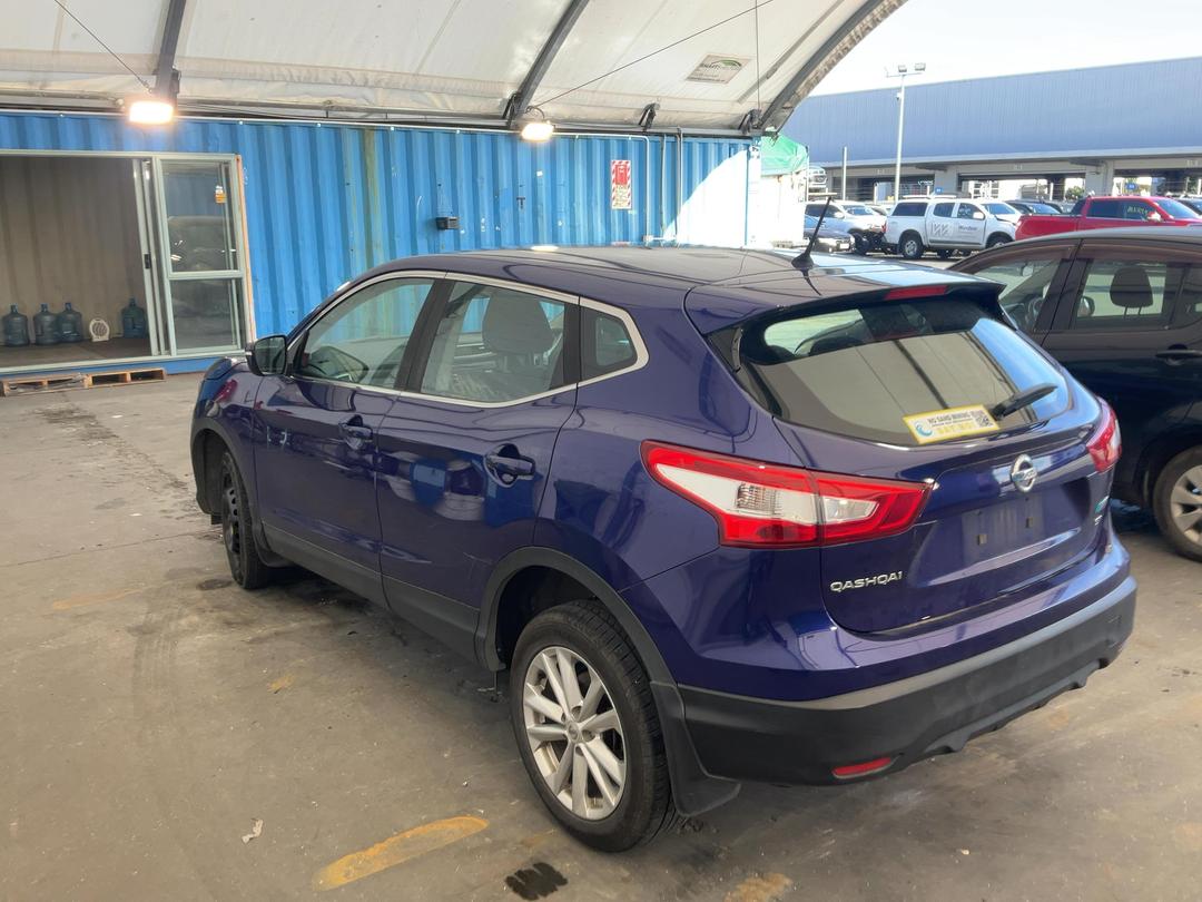 Photo '10' of Nissan Qashqai ST Photo '10' of Nissan Qashqai ST
