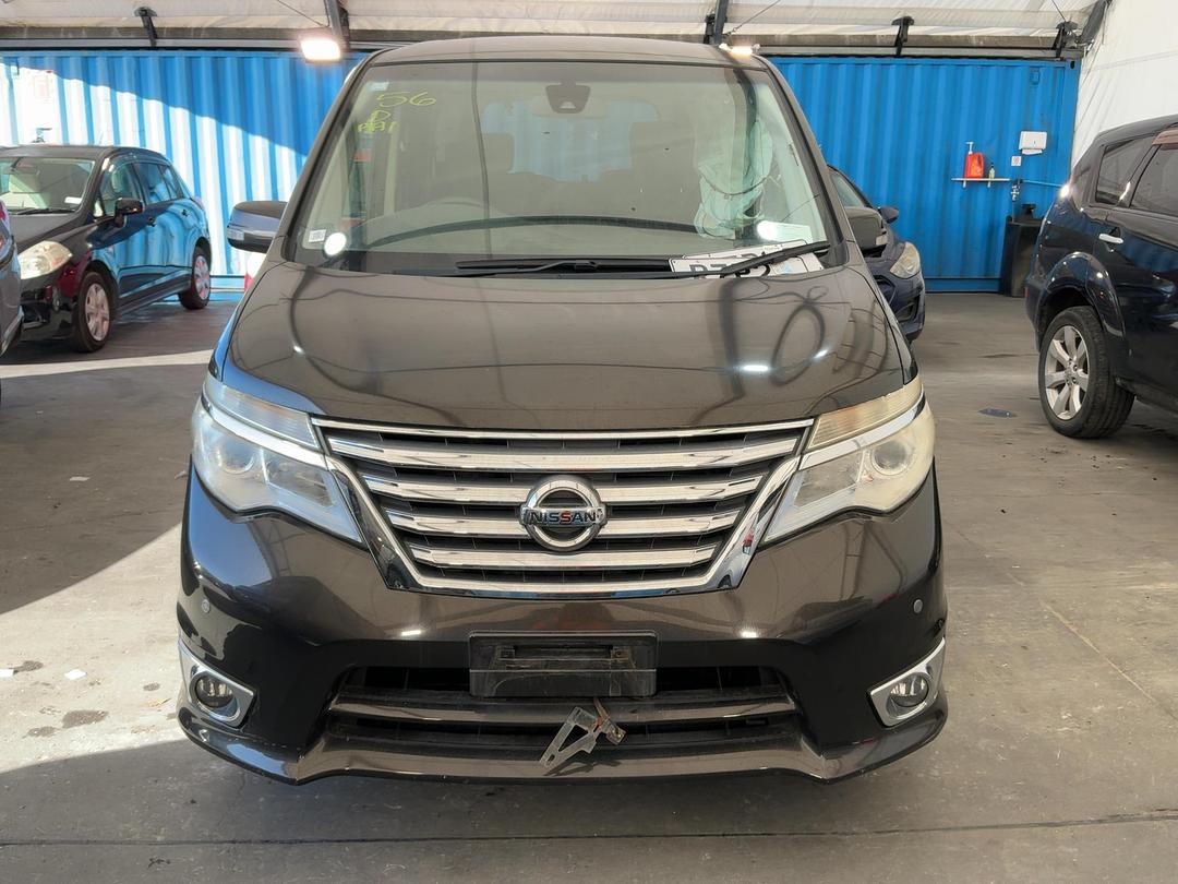 Photo '2' of Nissan Serena