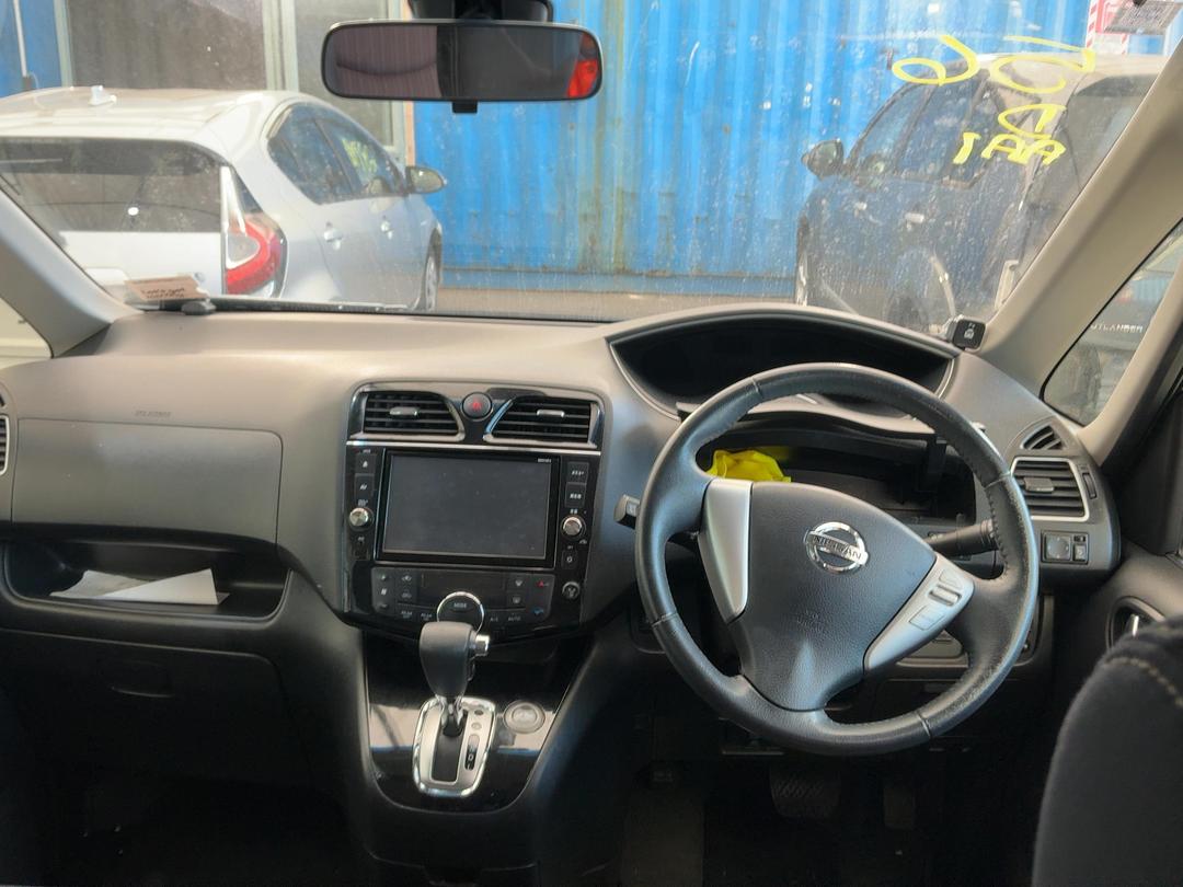 Photo '9' of Nissan Serena