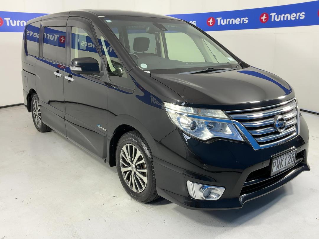 Photo '1' of Nissan Serena