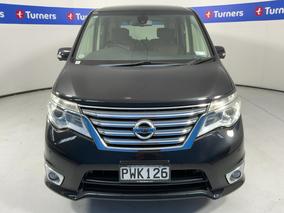 Photo '2' of Nissan Serena