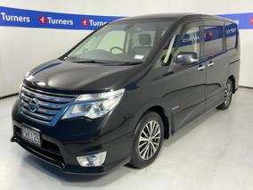 Photo '4' of Nissan Serena