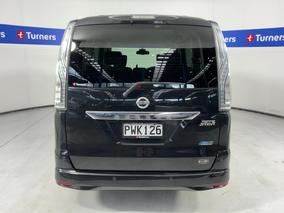 Photo '6' of Nissan Serena