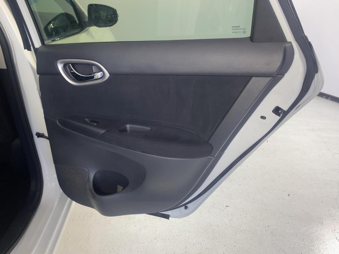 Photo '19' of Nissan Sylphy