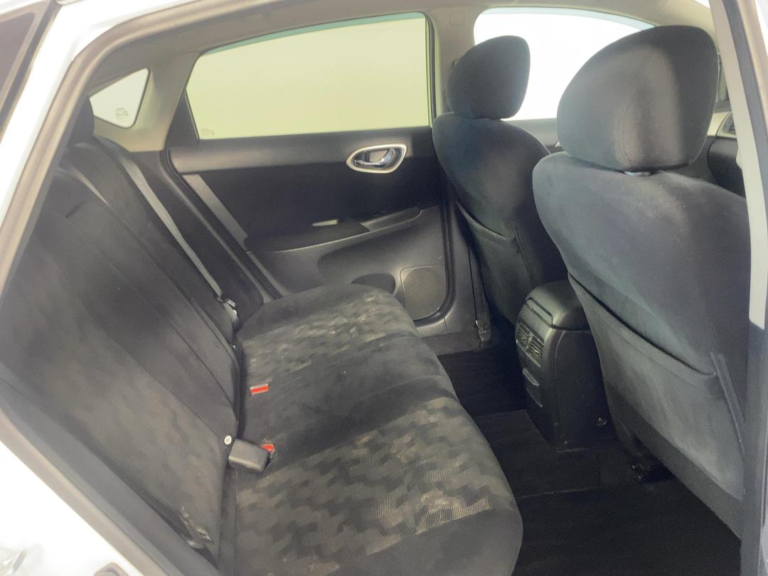 Photo '20' of Nissan Sylphy