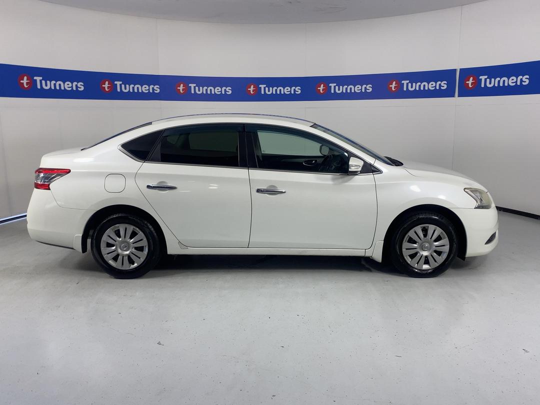 Photo '23' of Nissan Sylphy