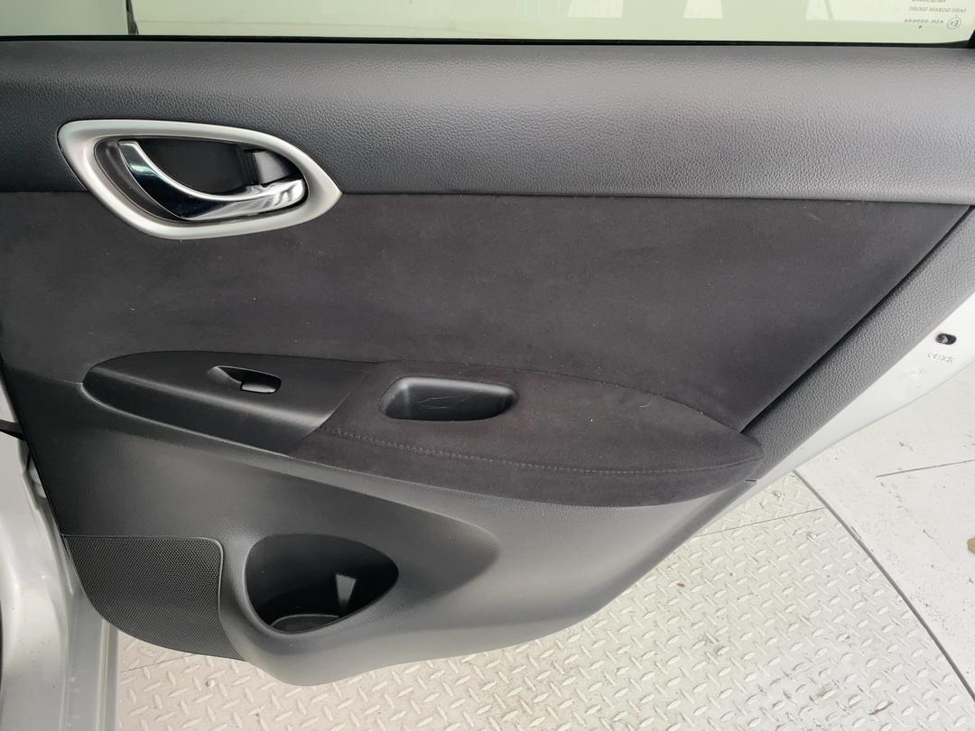 Photo '19' of Nissan Sylphy