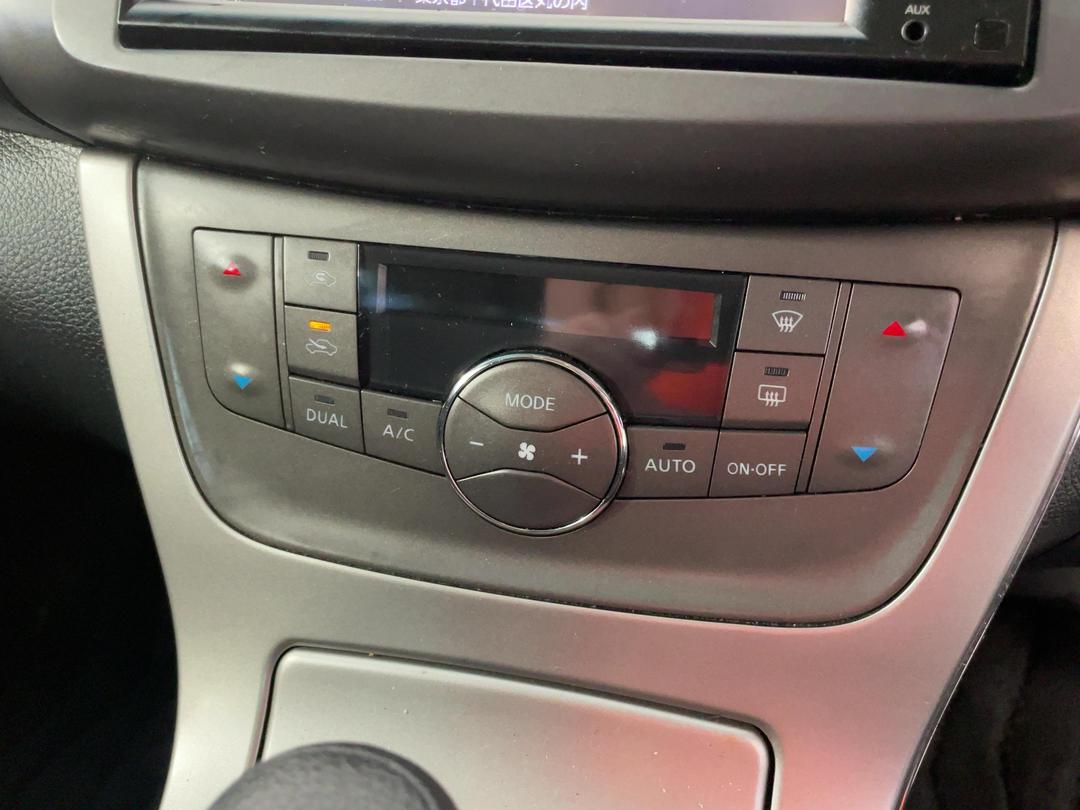 Photo '29' of Nissan Sylphy