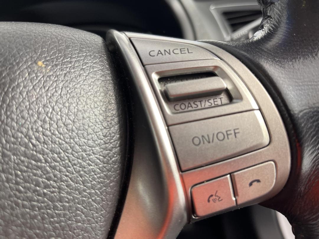 Photo '25' of Nissan Teana