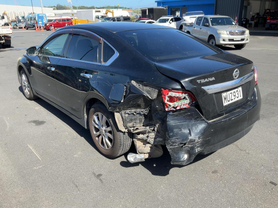 Photo '5' of Nissan Teana