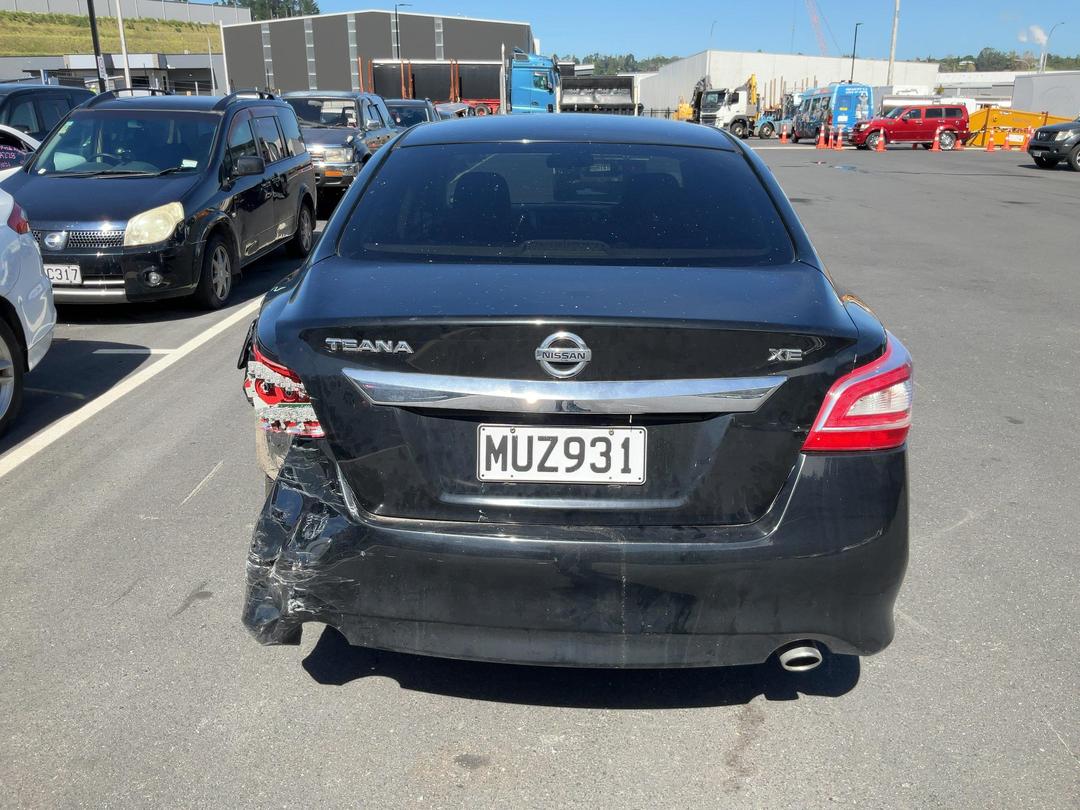 Photo '6' of Nissan Teana