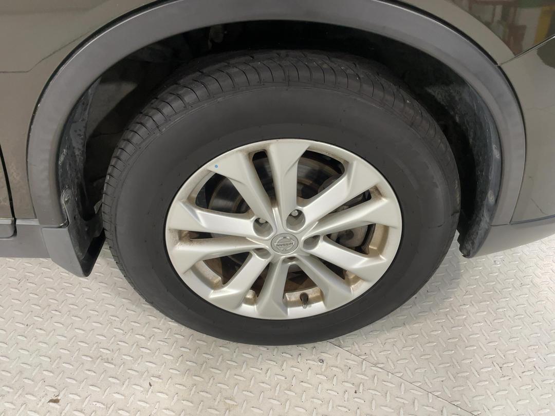 Photo '9' of Nissan X-Trail