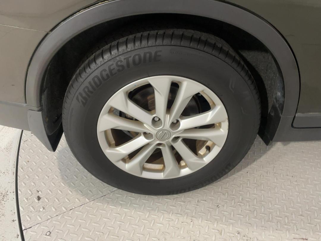 Photo '12' of Nissan X-Trail