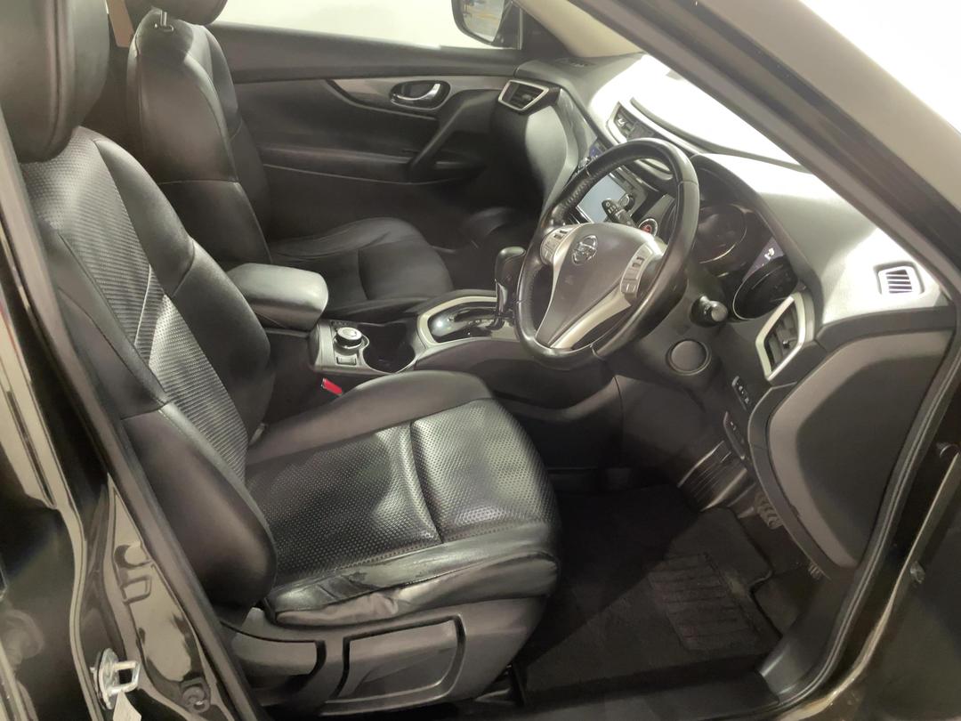 Photo '16' of Nissan X-Trail