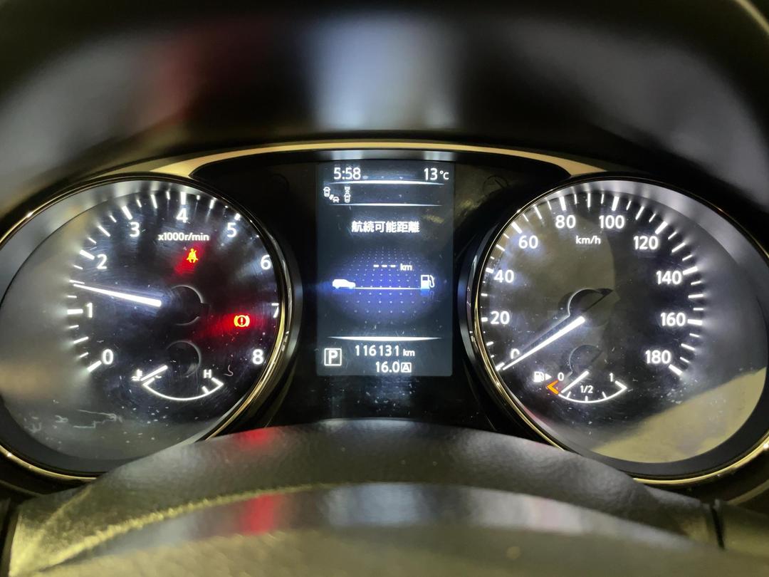 Photo '21' of Nissan X-Trail