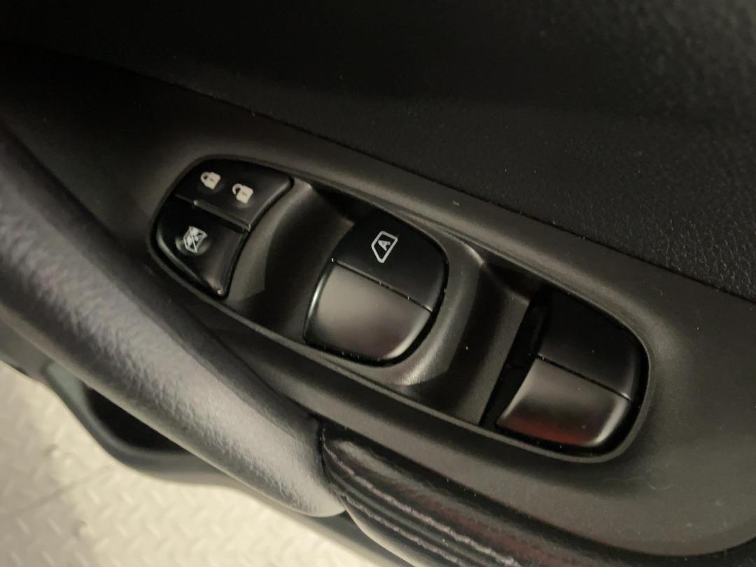 Photo '24' of Nissan X-Trail