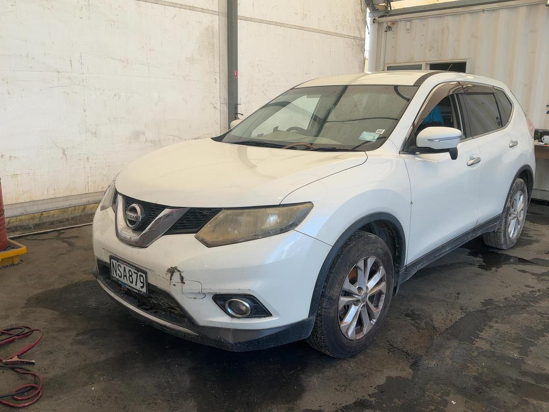Photo '2' of Nissan X-Trail