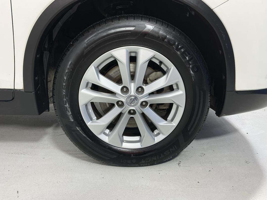 Photo '9' of Nissan X-Trail