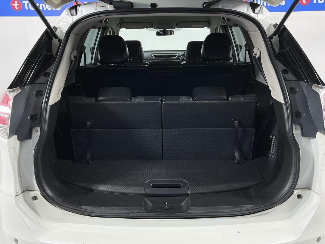 Photo '14' of Nissan X-Trail