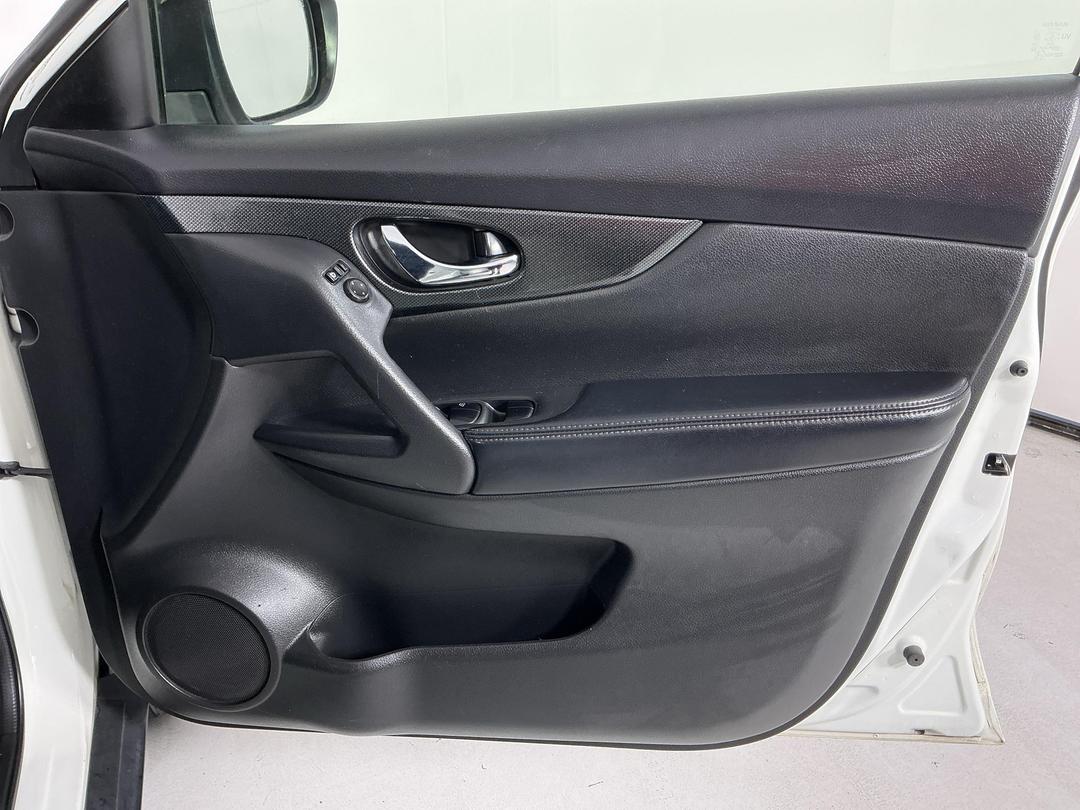 Photo '15' of Nissan X-Trail