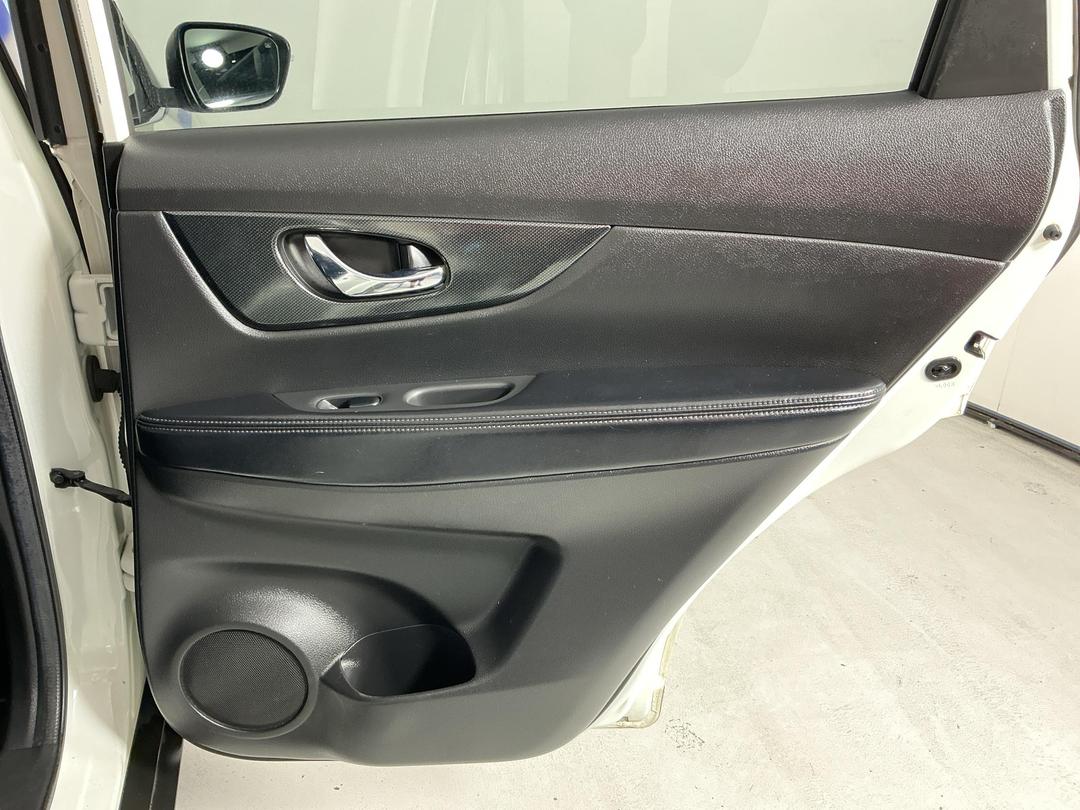 Photo '19' of Nissan X-Trail