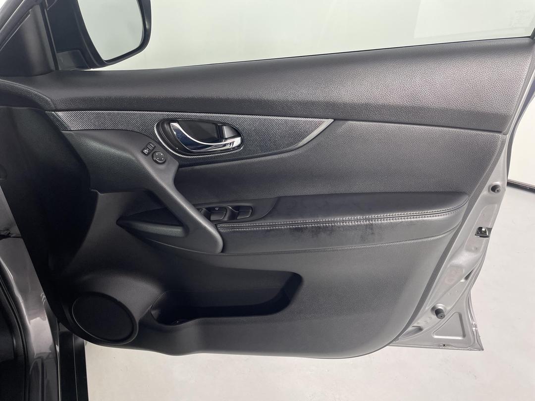 Photo '15' of Nissan X-Trail