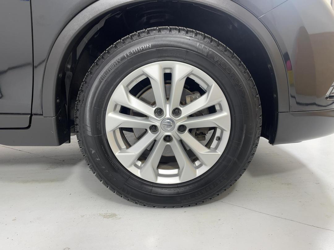 Photo '9' of Nissan X-Trail