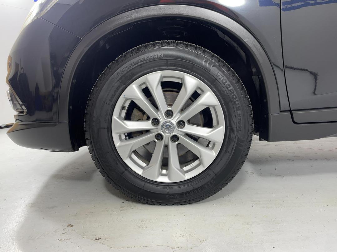 Photo '10' of Nissan X-Trail