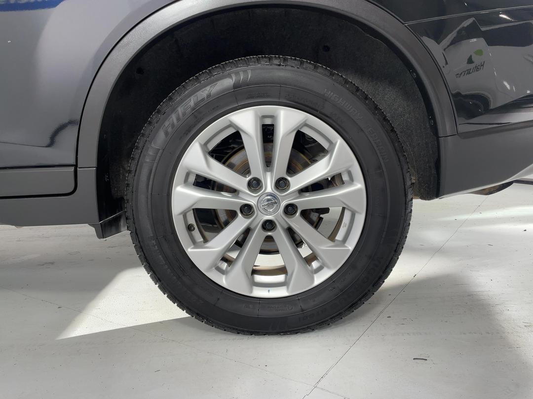 Photo '11' of Nissan X-Trail