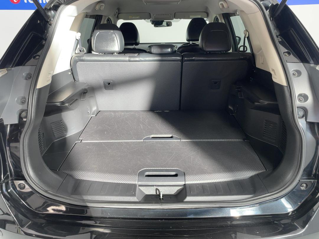 Photo '14' of Nissan X-Trail