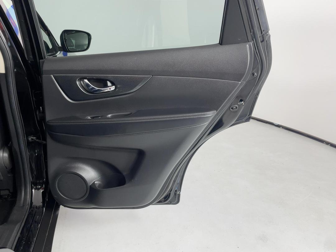 Photo '19' of Nissan X-Trail