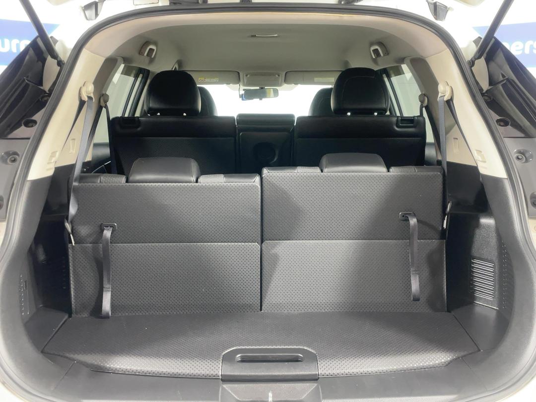 Photo '14' of Nissan X-Trail