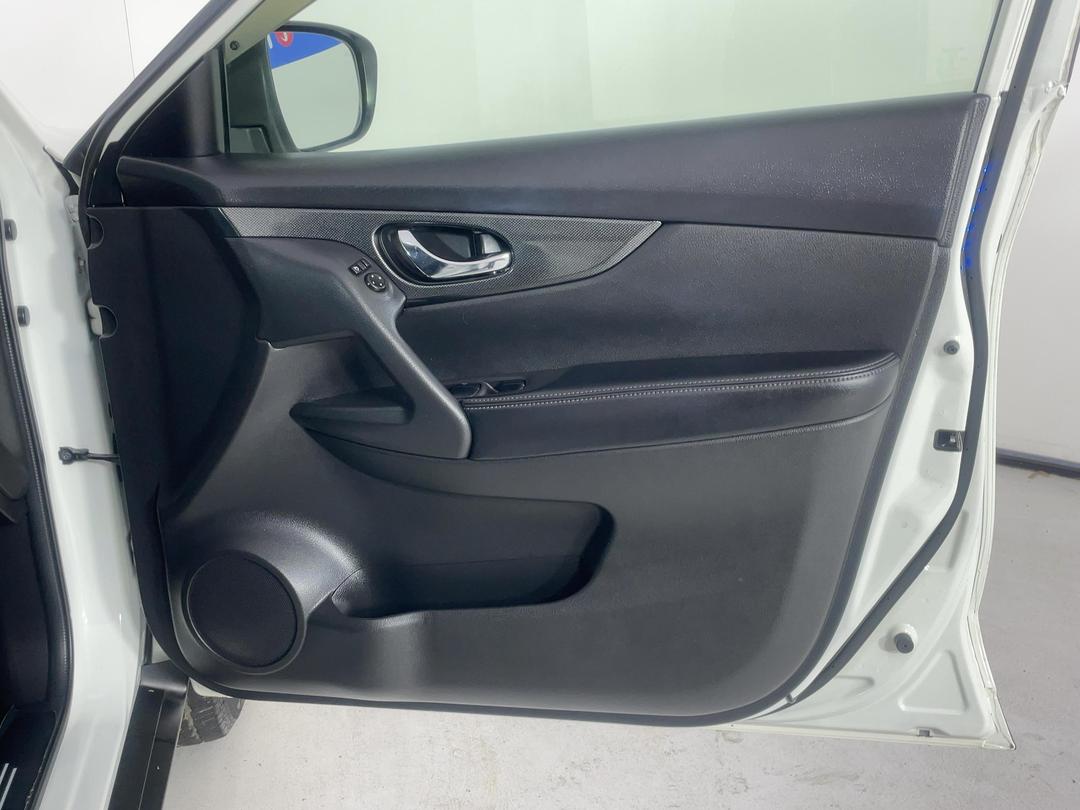 Photo '15' of Nissan X-Trail