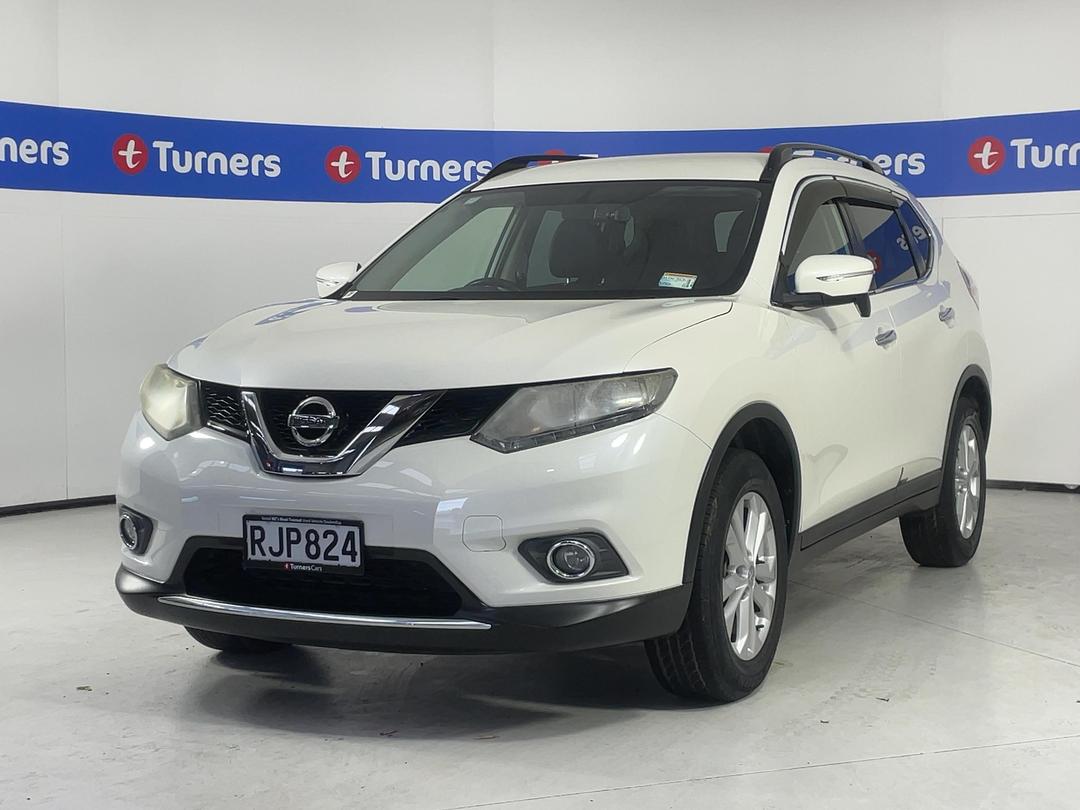 Photo '4' of Nissan X-Trail
