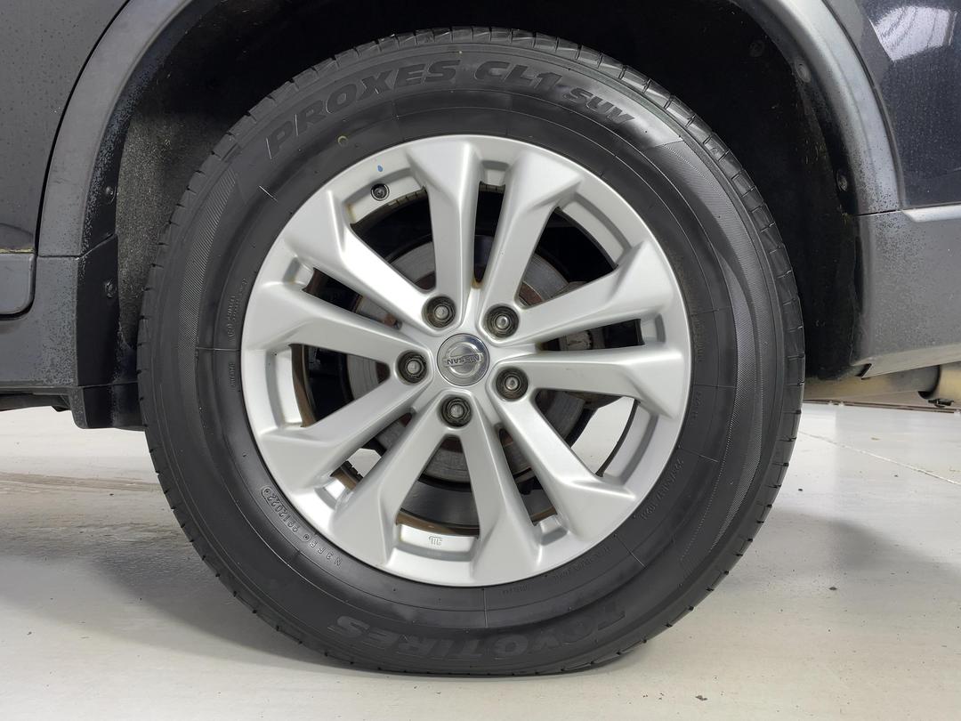 Photo '11' of Nissan X-Trail