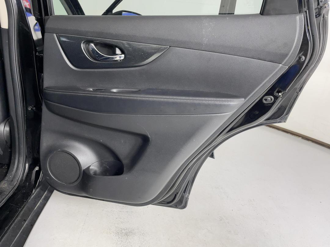 Photo '19' of Nissan X-Trail