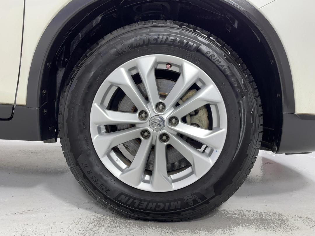 Photo '9' of Nissan X-Trail