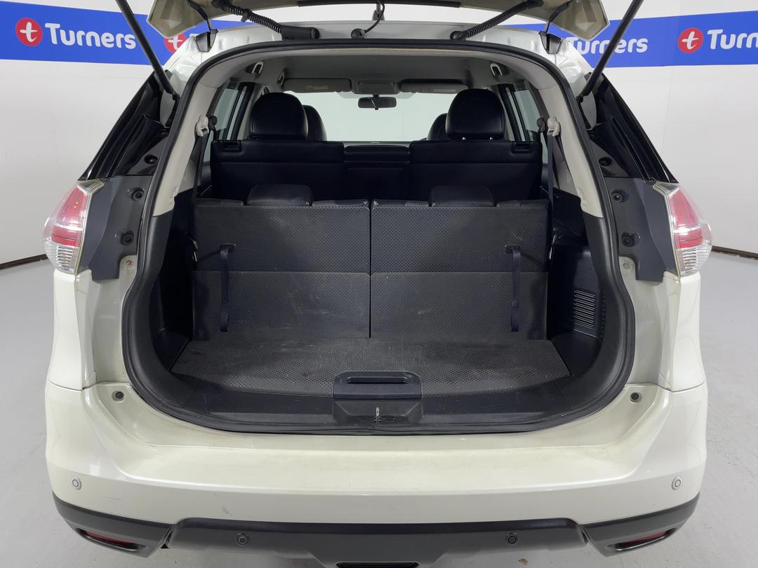 Photo '14' of Nissan X-Trail