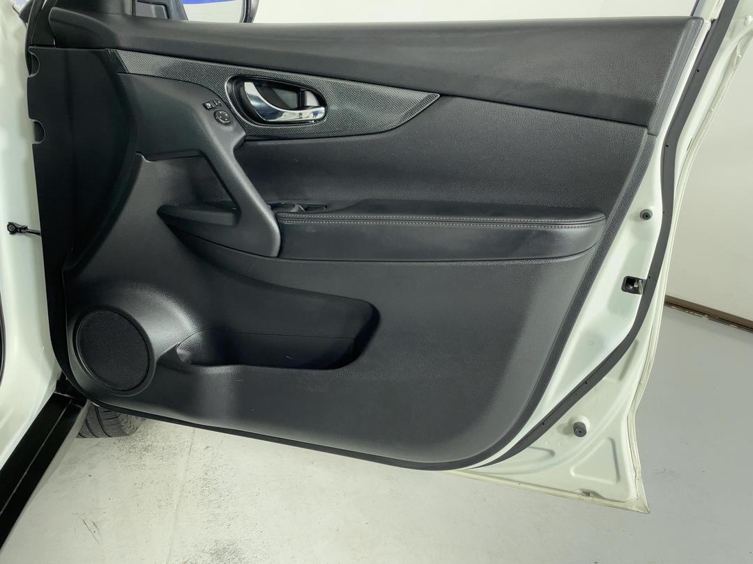 Photo '15' of Nissan X-Trail