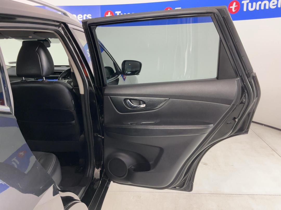 Photo '19' of Nissan X-Trail