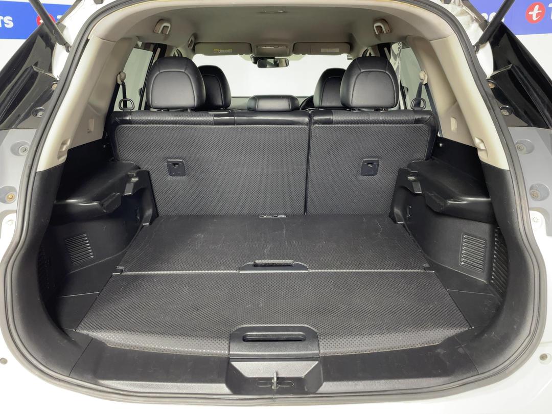Photo '14' of Nissan X-Trail