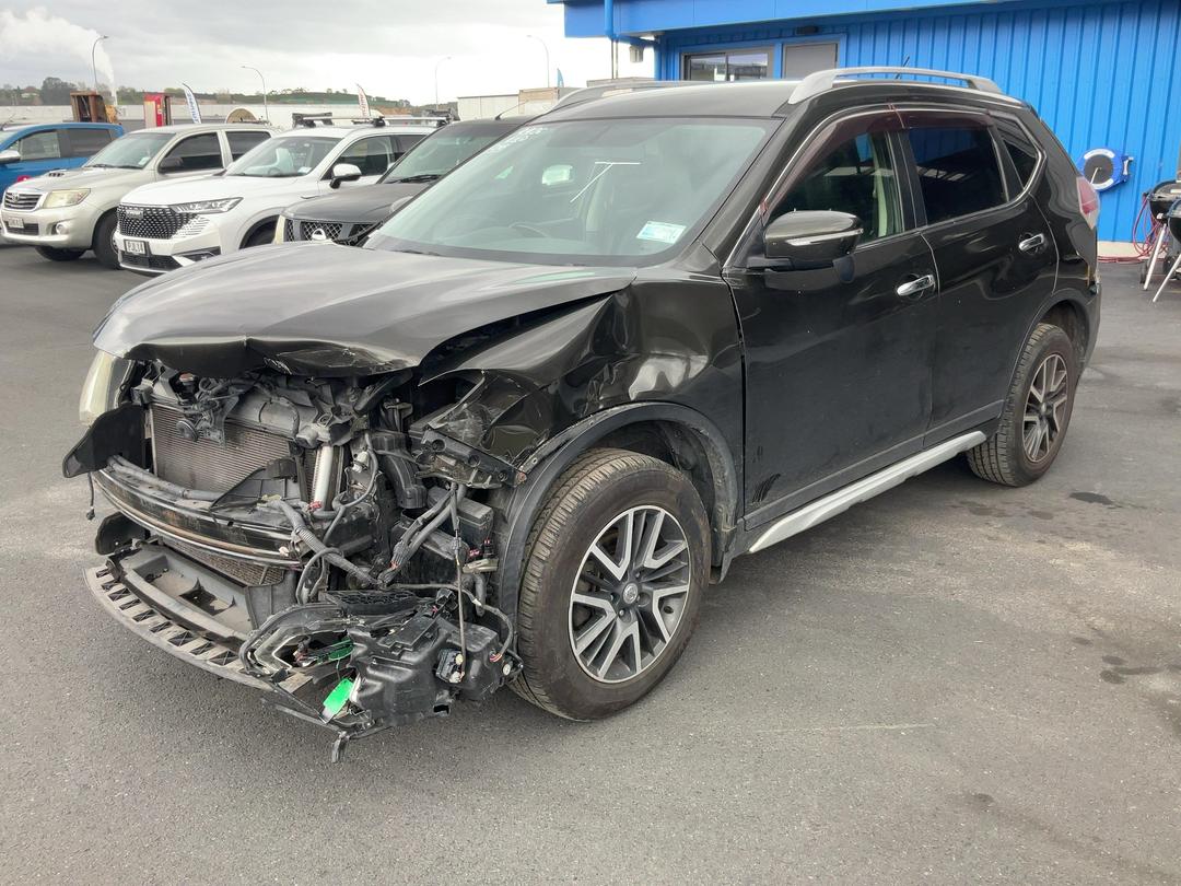 Photo '3' of Nissan X-Trail