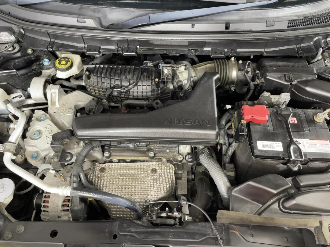 Photo '13' of Nissan X-Trail