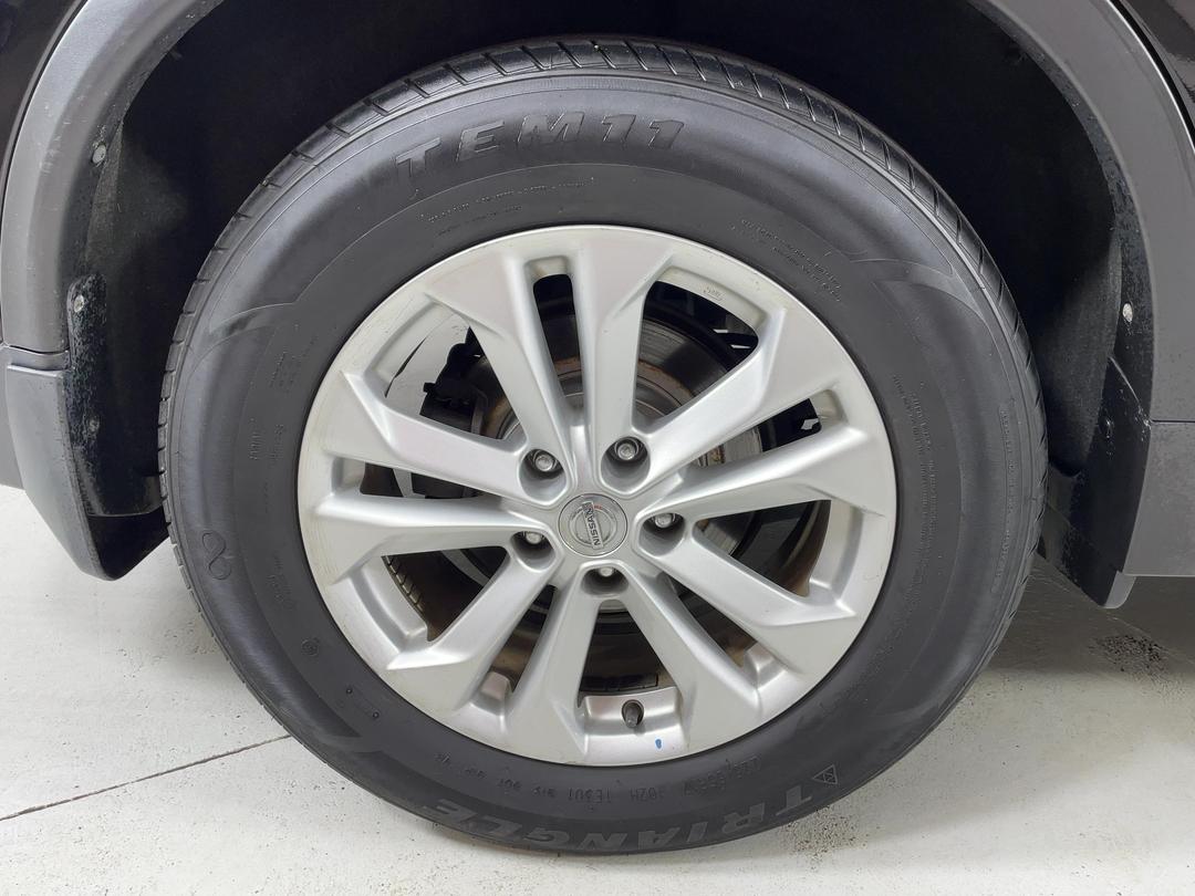 Photo '12' of Nissan X-Trail