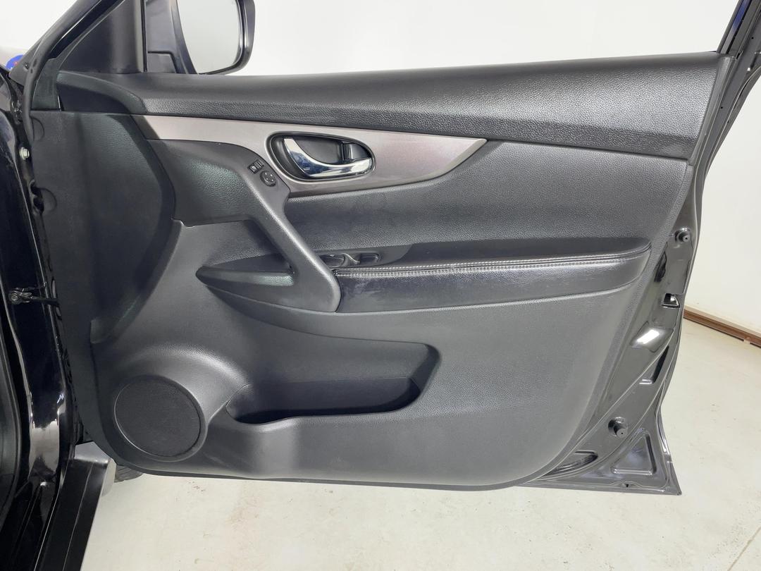 Photo '15' of Nissan X-Trail